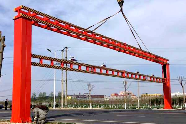 限高杆在道路上起着什么作用